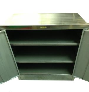 Art Metal polished cabinet
