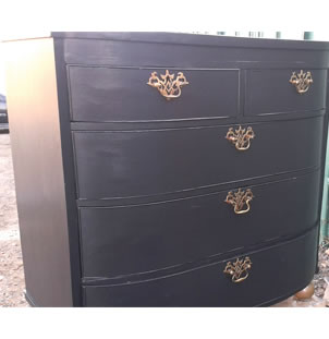 Bow Fronted Chest of Drawers