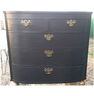 Bow Fronted Chest of Drawers
