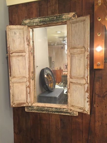 Indian shutter mirror