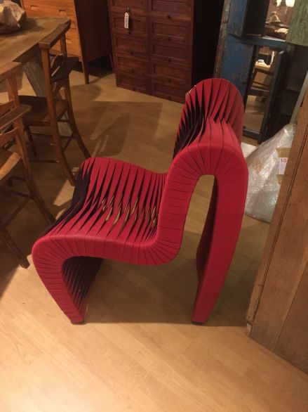Seatbelt chair