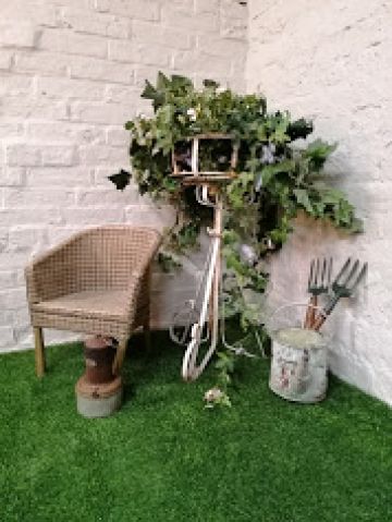 Vintage Gardeners Tools